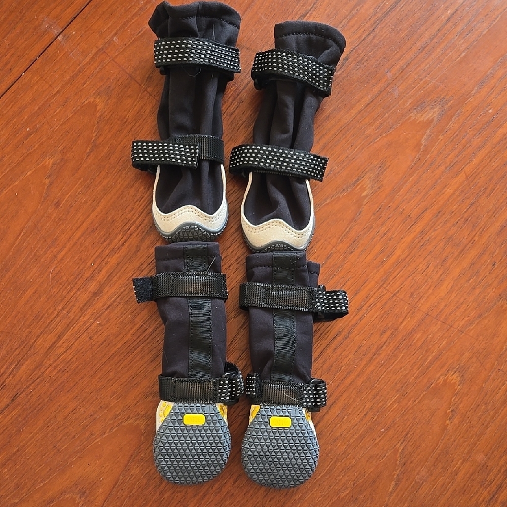 Dog Paw PROTECTORS NWoT